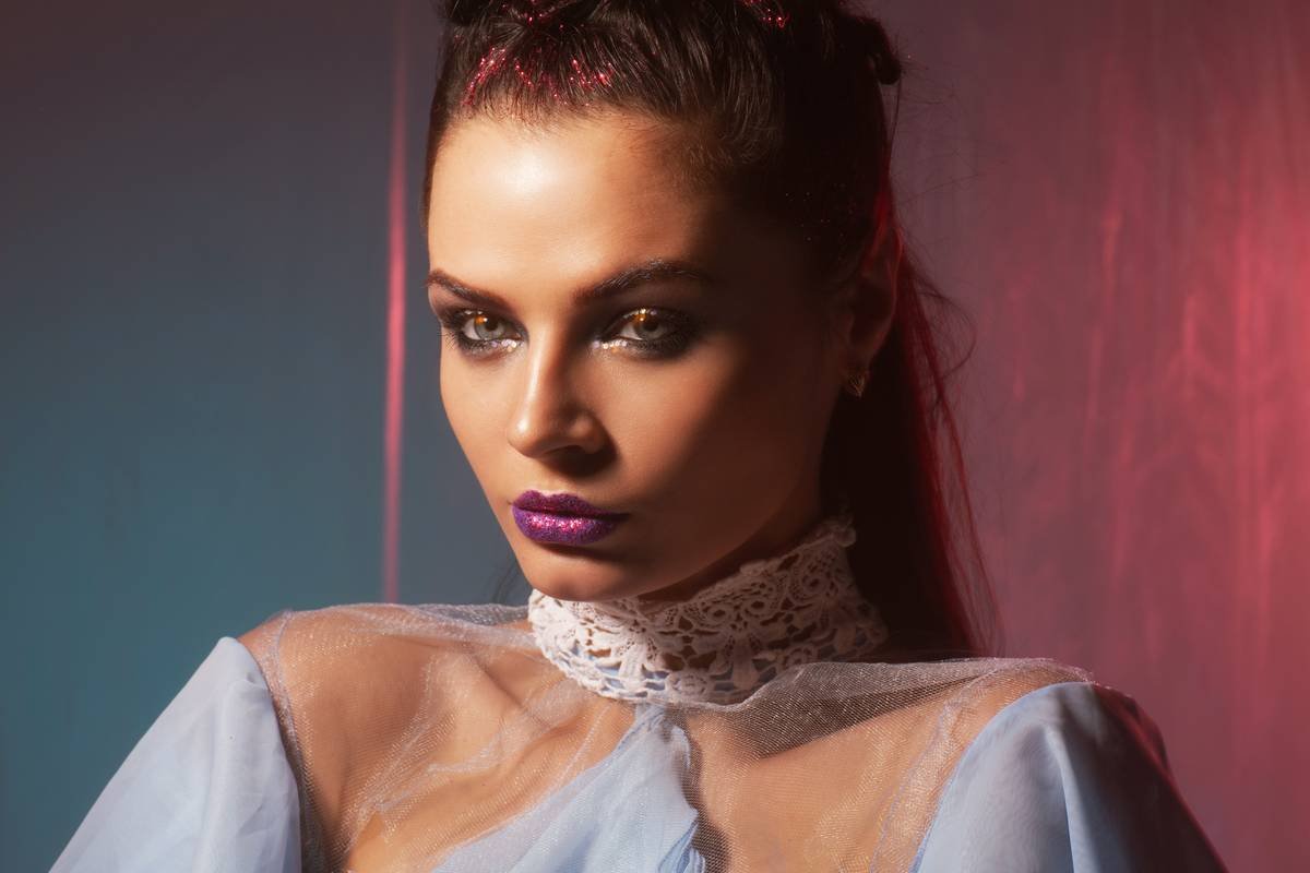 Performance Makeup for Dancers: How to Stay Flawless Under Stage Lights