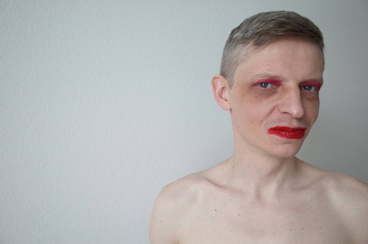 Stage Makeup for Men: 7 Proven Tips to Avoid Costly Mistakes